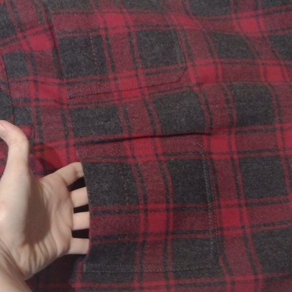 Eddie Bauer  red gray plaid wool blend skirt 80%wool size 8 petite - Picture 3 of 9